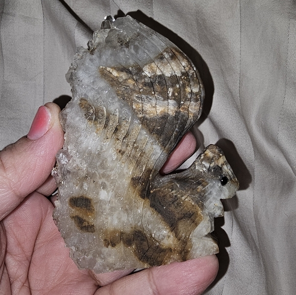 160g, Quartz Carved Squirrel, New! - Picture 3 of 14